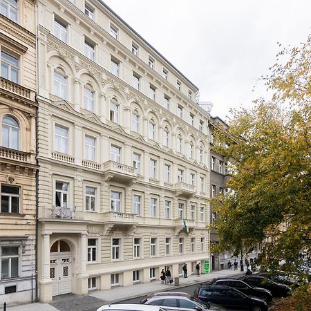 براغ Apartment Stepanska المظهر الخارجي الصورة