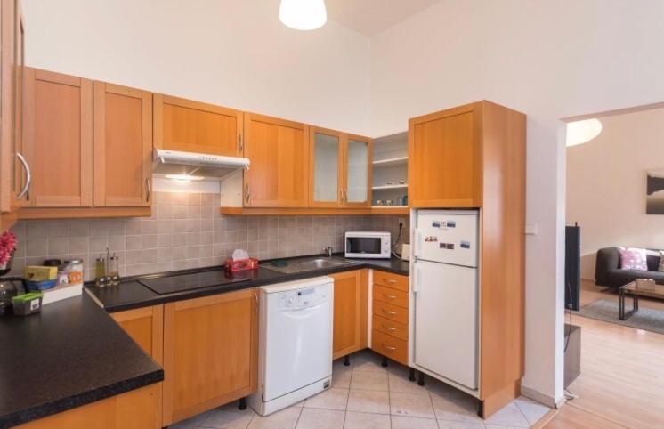 براغ Apartment Stepanska المظهر الخارجي الصورة