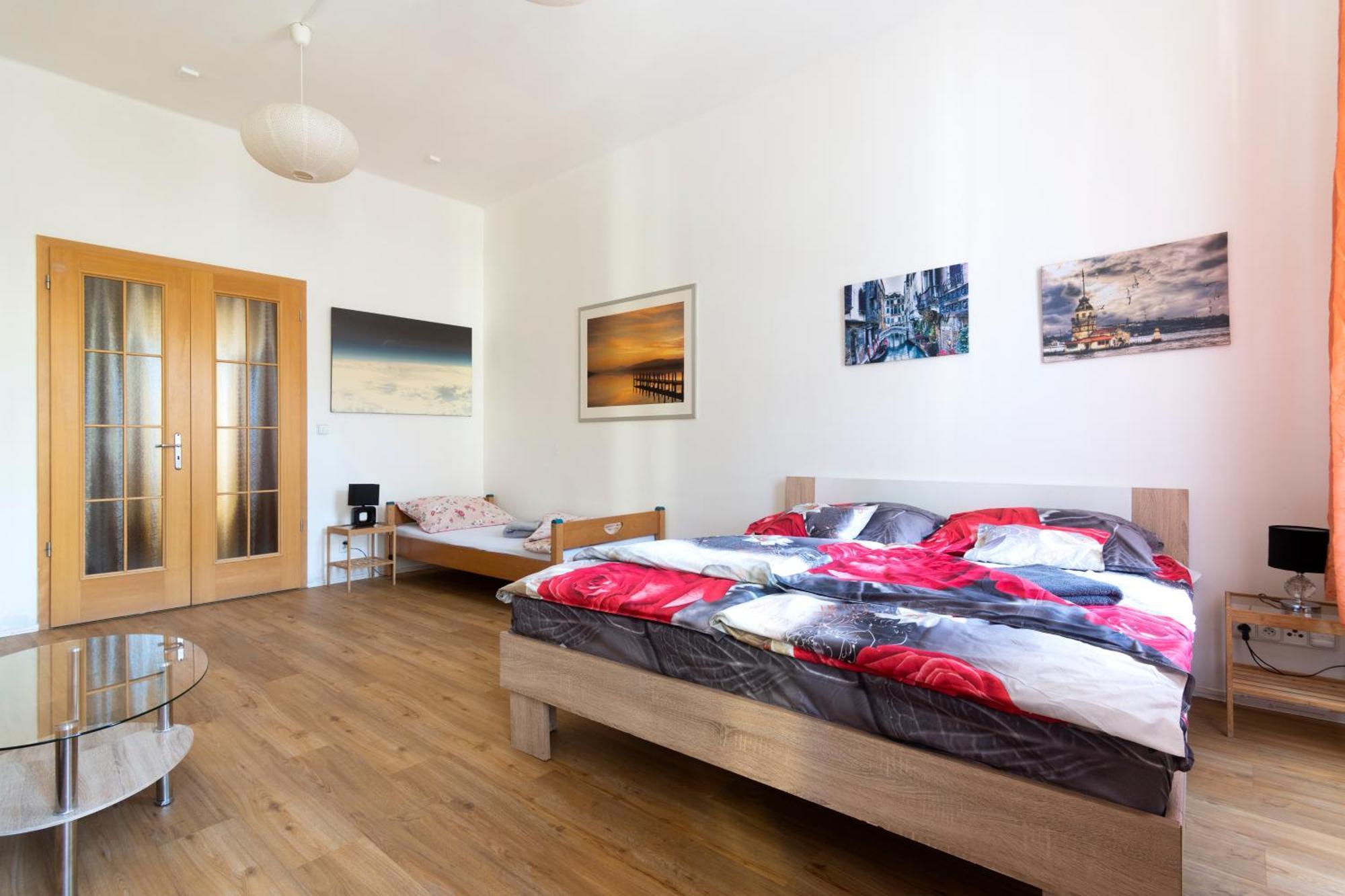 براغ Apartment Stepanska المظهر الخارجي الصورة